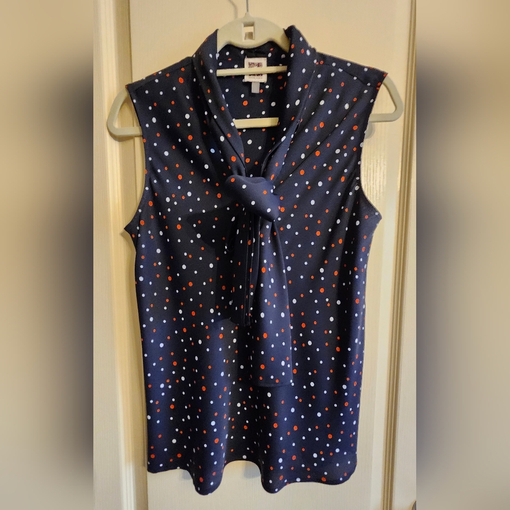 ANNE KLEIN Navy with Red & White Polka Dots Tie Sleeveless Blouse. Size Small.